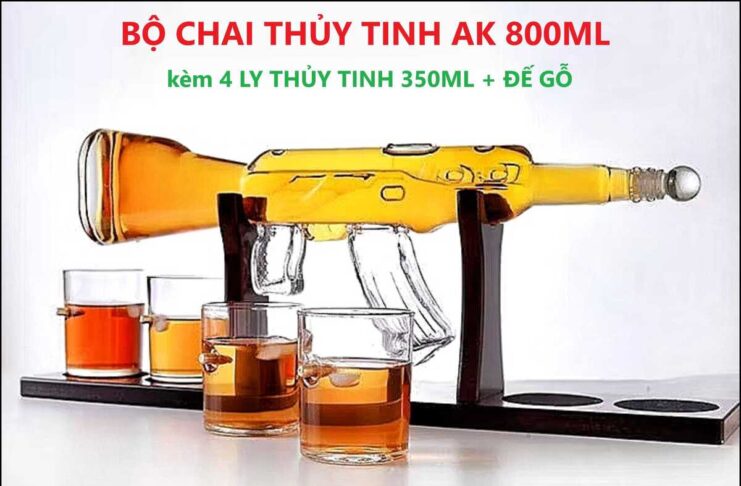 Vỏ Chai Rượu Độc Lạ 800ML mẫu AK kèm đế gỗ và 4 ly – Mẫu Chai Rượu Thủy Tinh Đẹp – Bình Đựng Rượu Trang Trí làm quà tặng